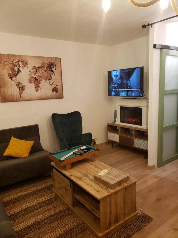 Maison Du Bonheur 2 A Troyes Logement Entier Avec Parking Bagian luar foto