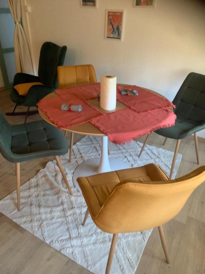 Maison Du Bonheur 2 A Troyes Logement Entier Avec Parking Bagian luar foto